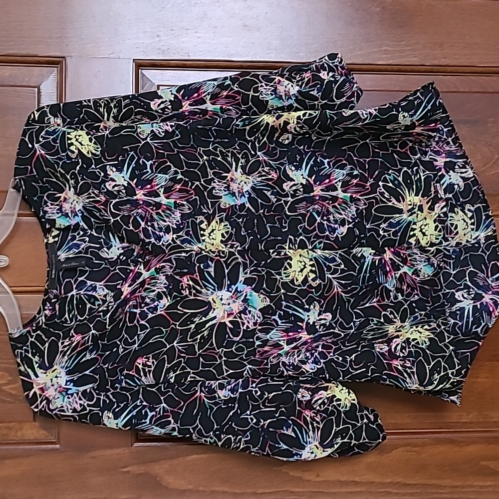 Bcbgmaxazria top